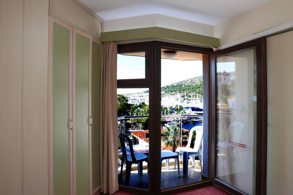 Çeşme Ridvan Hotel מראה חיצוני תמונה